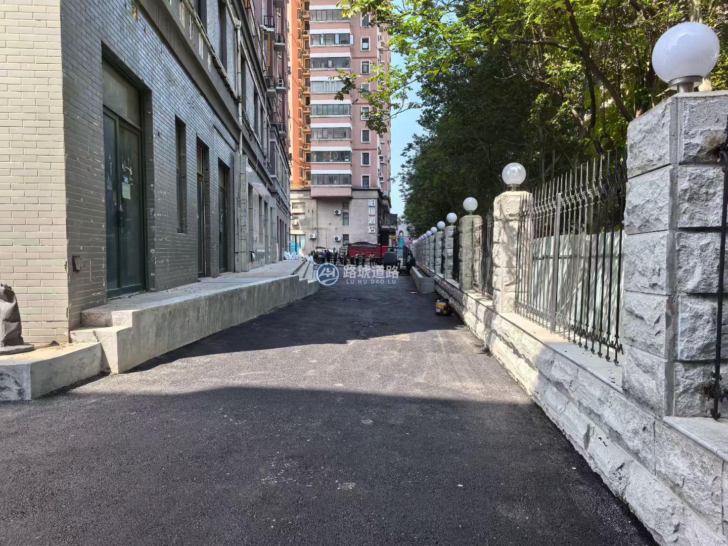 郑州路琥道路摊铺沥青案例