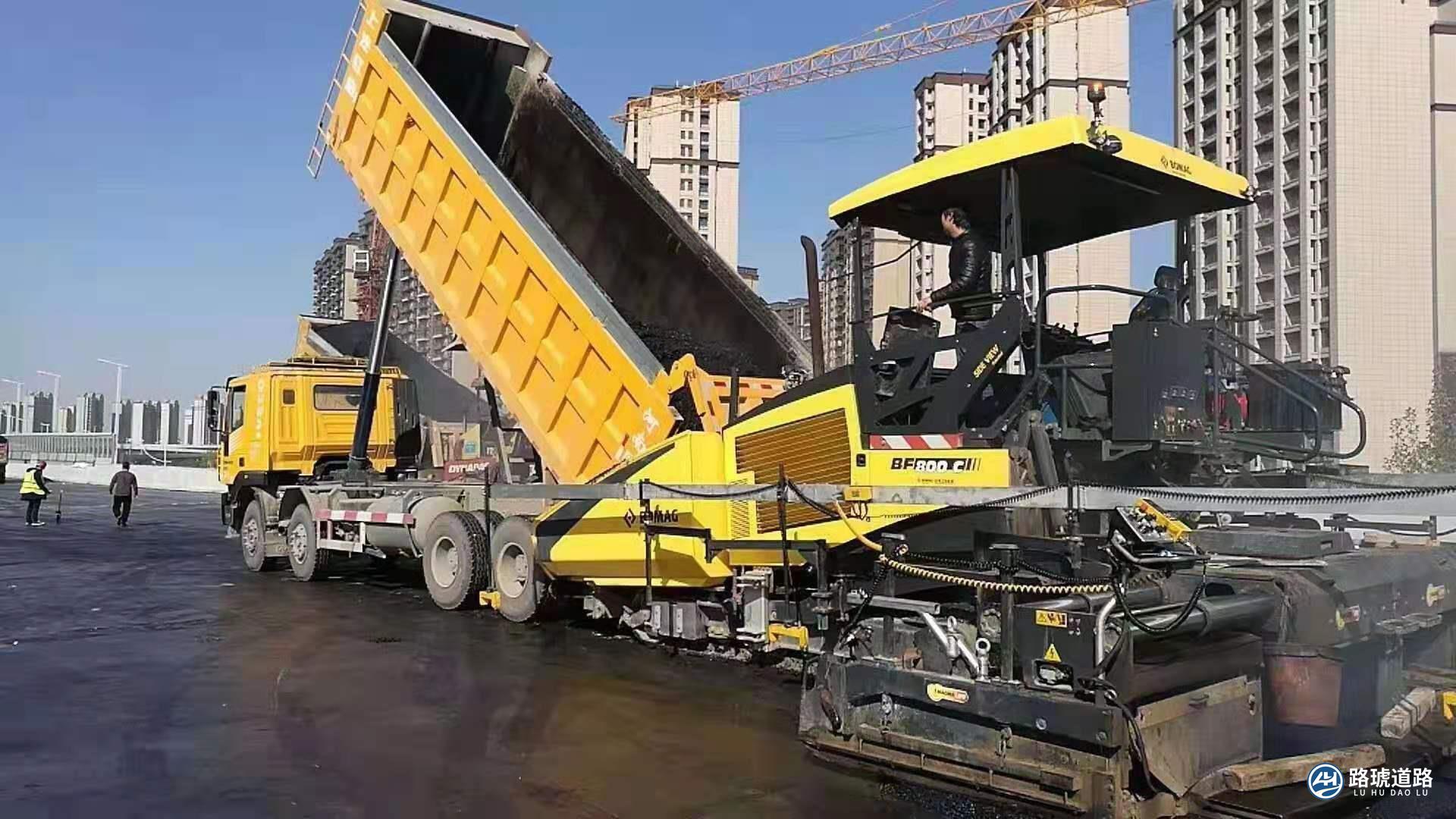 郑州沥青路面多少钱一平方米?(图2)