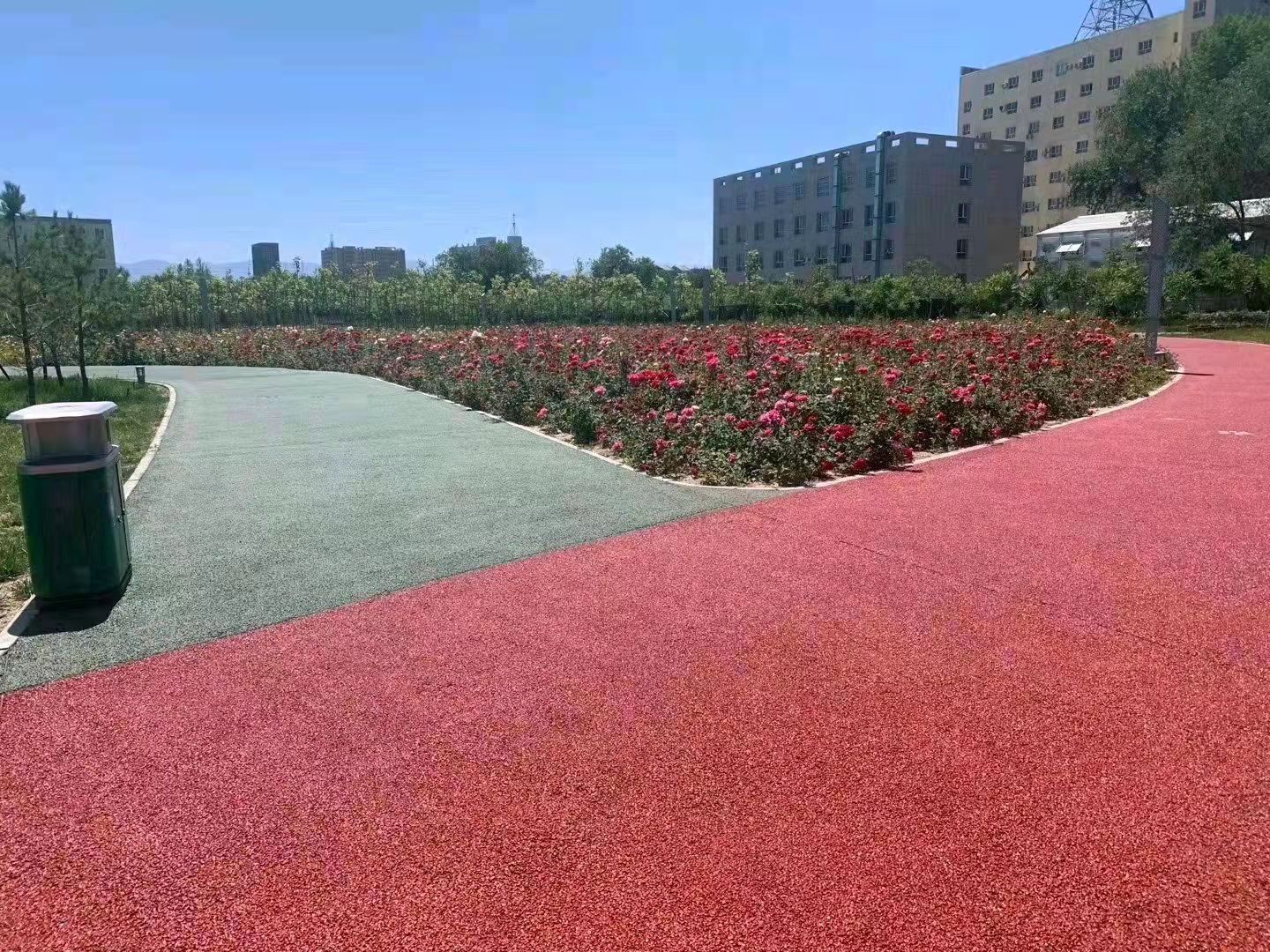 郑州沥青路面摊铺施工：打造城市交通骨架，提升出行体验