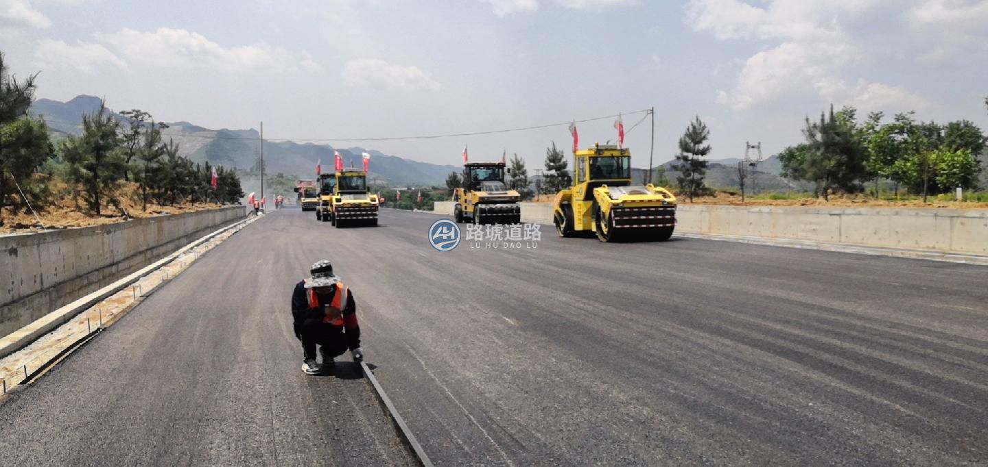 郑州沥青路面摊铺厂家——打造高品质道路的信赖选择
