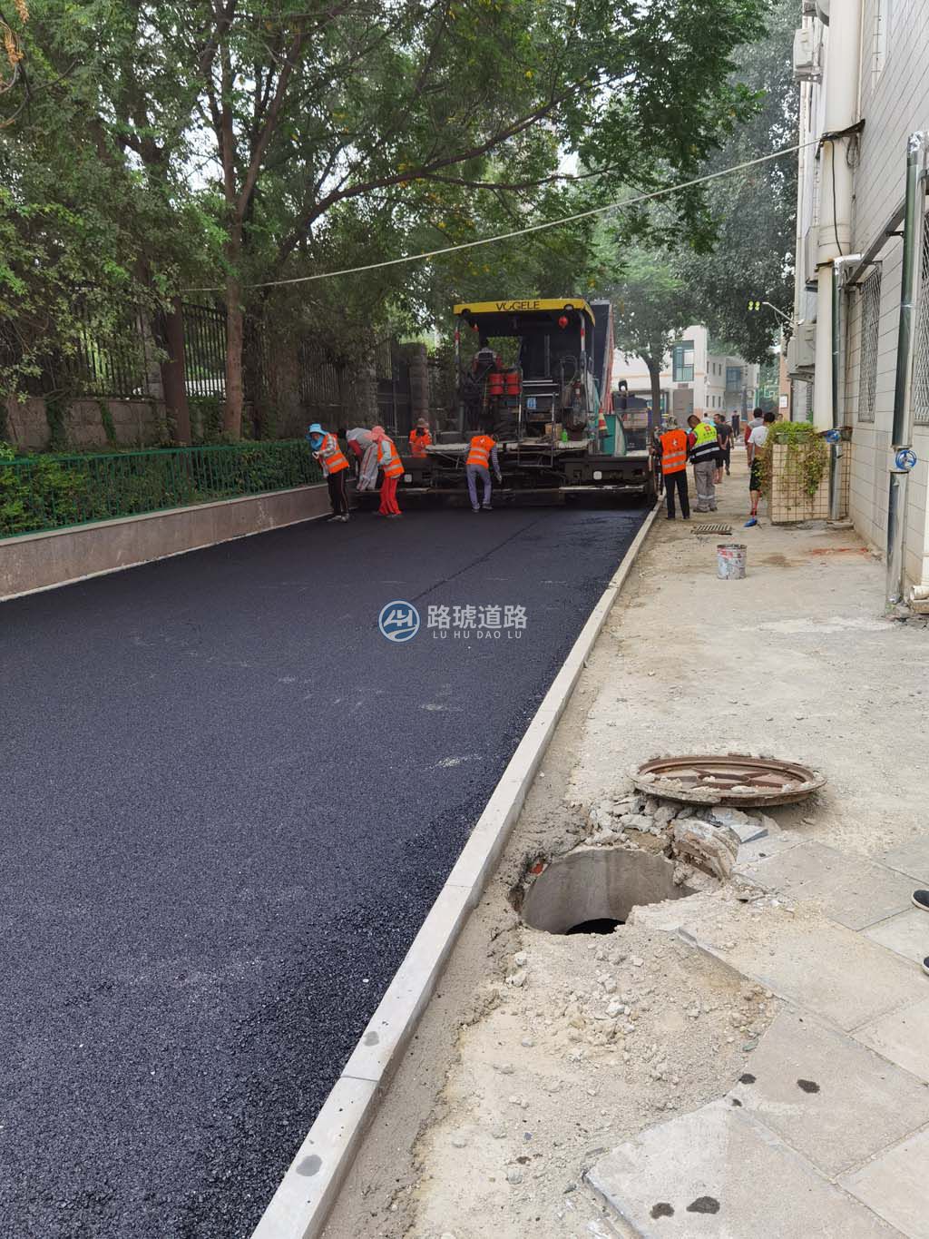 郑州沥青价格查询指南：掌握最新行情，助力您的工程决策