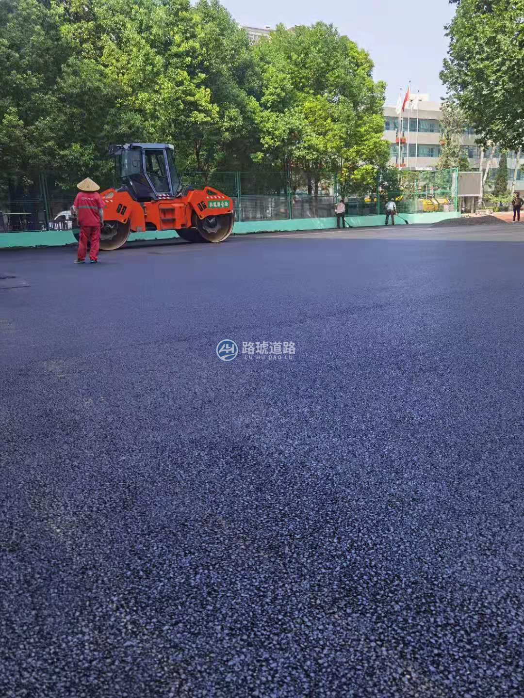 郑州彩色沥青路面公司——打造城市新风尚的彩色路面专家